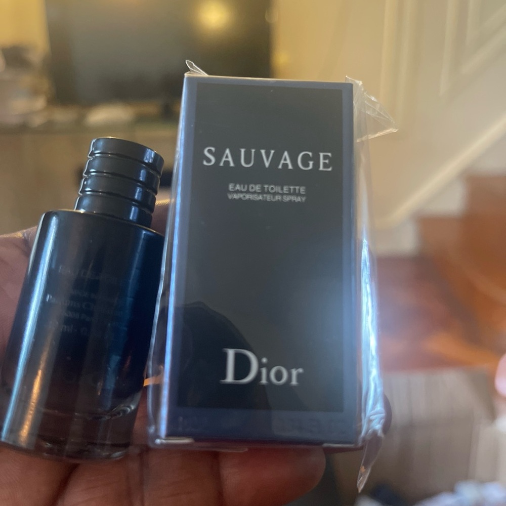 Dior Sauvage Eau de Toilette - Black and Silver